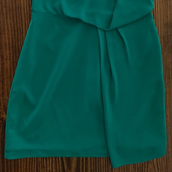 H by Halston Emerald Green Sleeveless Dress - Picture 7 of 9